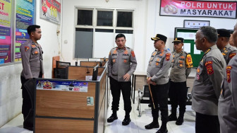 Wakapolda Jambi Sidak Polres Batang Hari, Cek Kelayakan Senjata dan Kualitas Layanan SPKT
